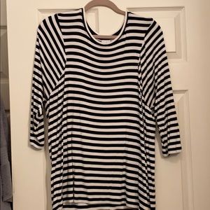 Cabi - M - Bistro Tee - EUC